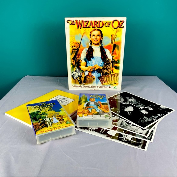 Warner Bros. Other - The Wizard Of OZ Vintage Collectors Limited Edition Video Box Set 1999 VHS.